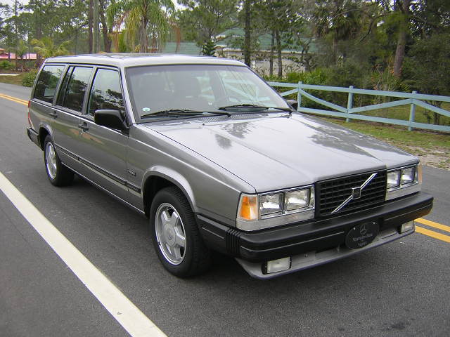 Volvo 740 GL Wagon