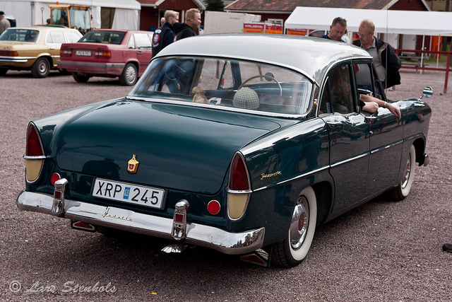 Ford Vedette Versailles