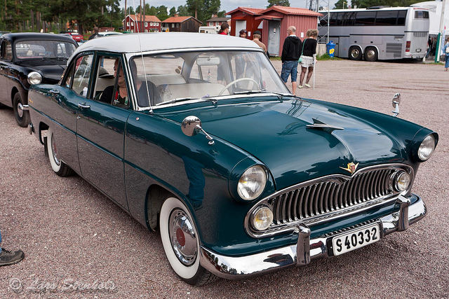 Ford Vedette Versailles