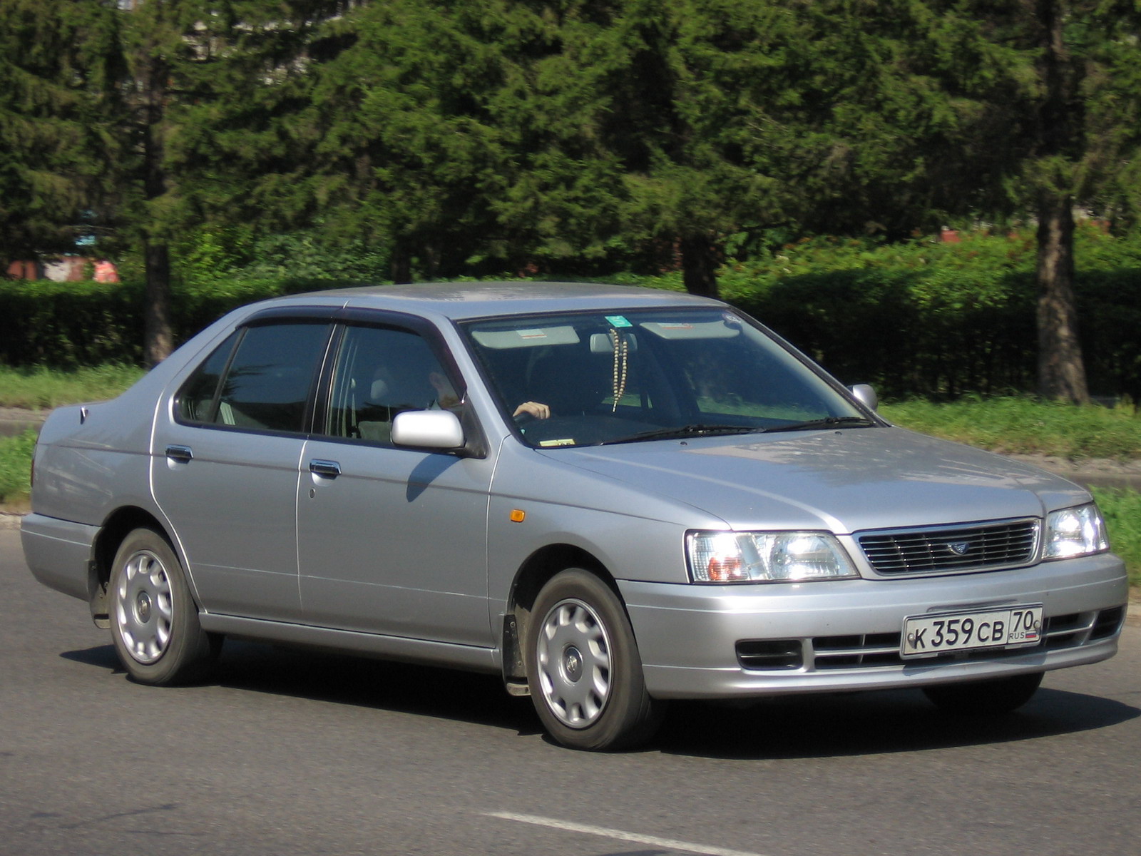 Nissan Bluebird 18