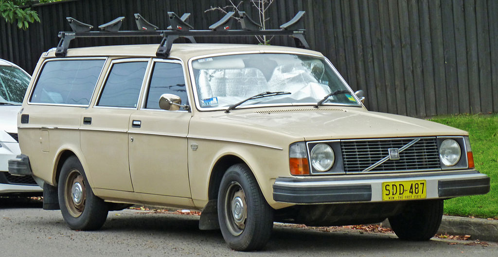 Volvo 245 DL Wagon