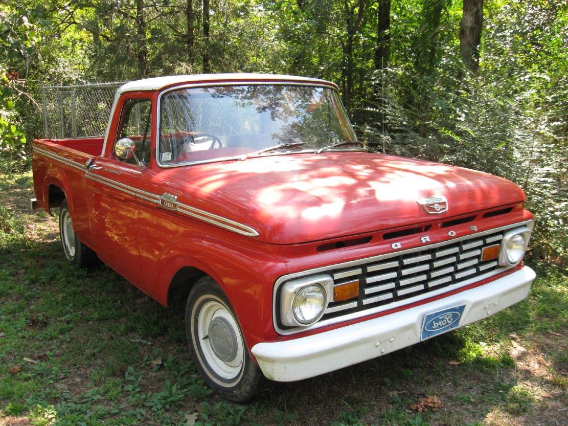 Ford C-750 Custom Cab