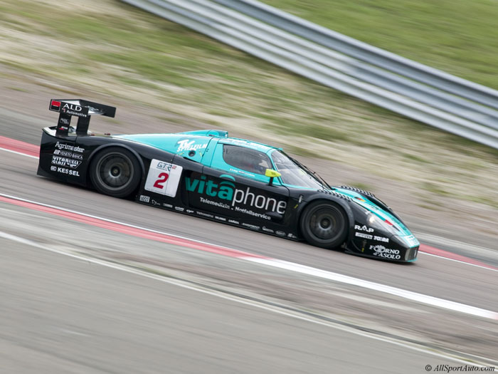 Maserati MC12 GT1