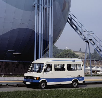 Mercedes-Benz Vario 310