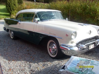 Packard Fourhundred 2dr HT