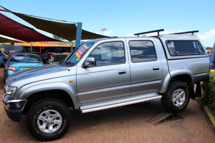 Toyota Hilux 28D