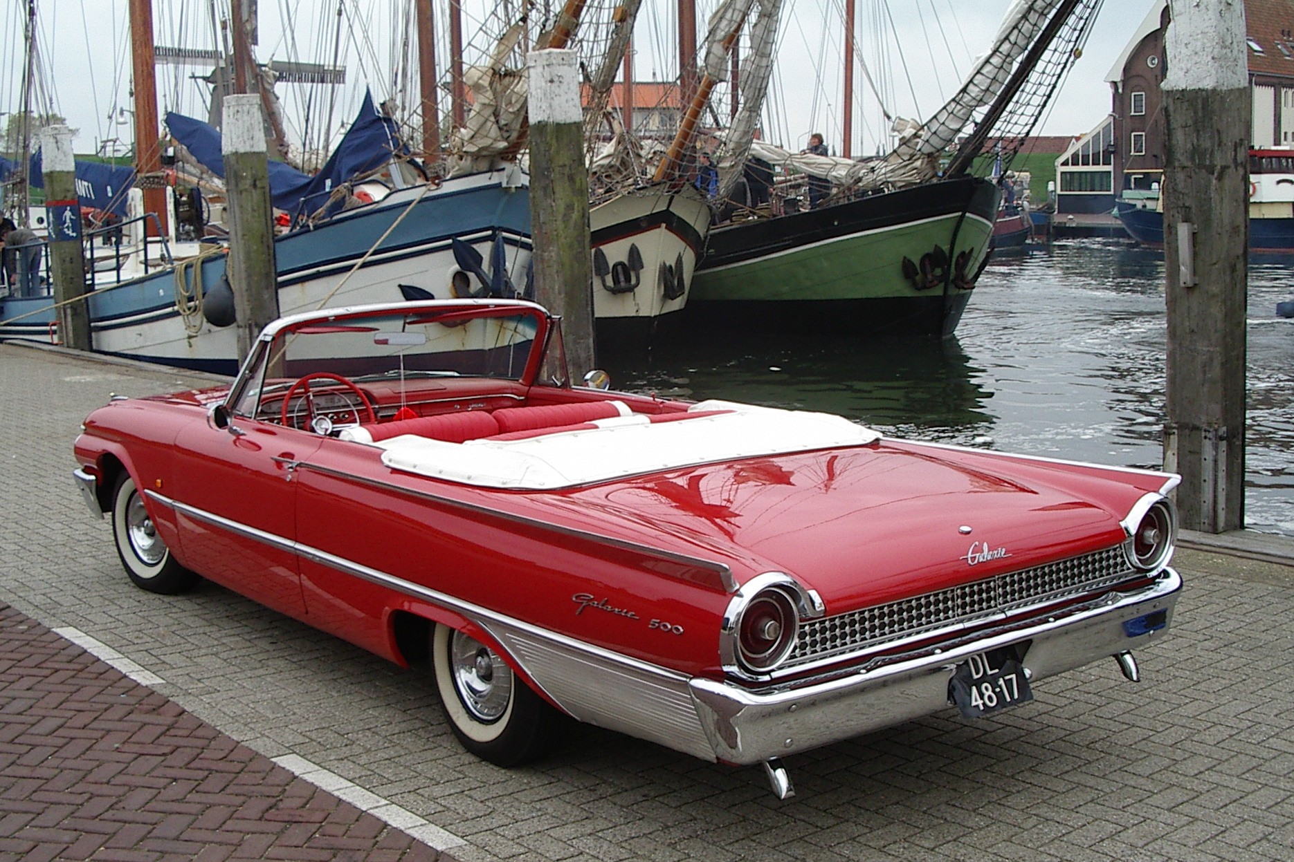 Ford Galaxie 500 Sunliner