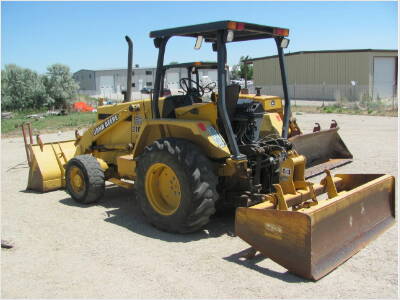 Case 70XT skip loader