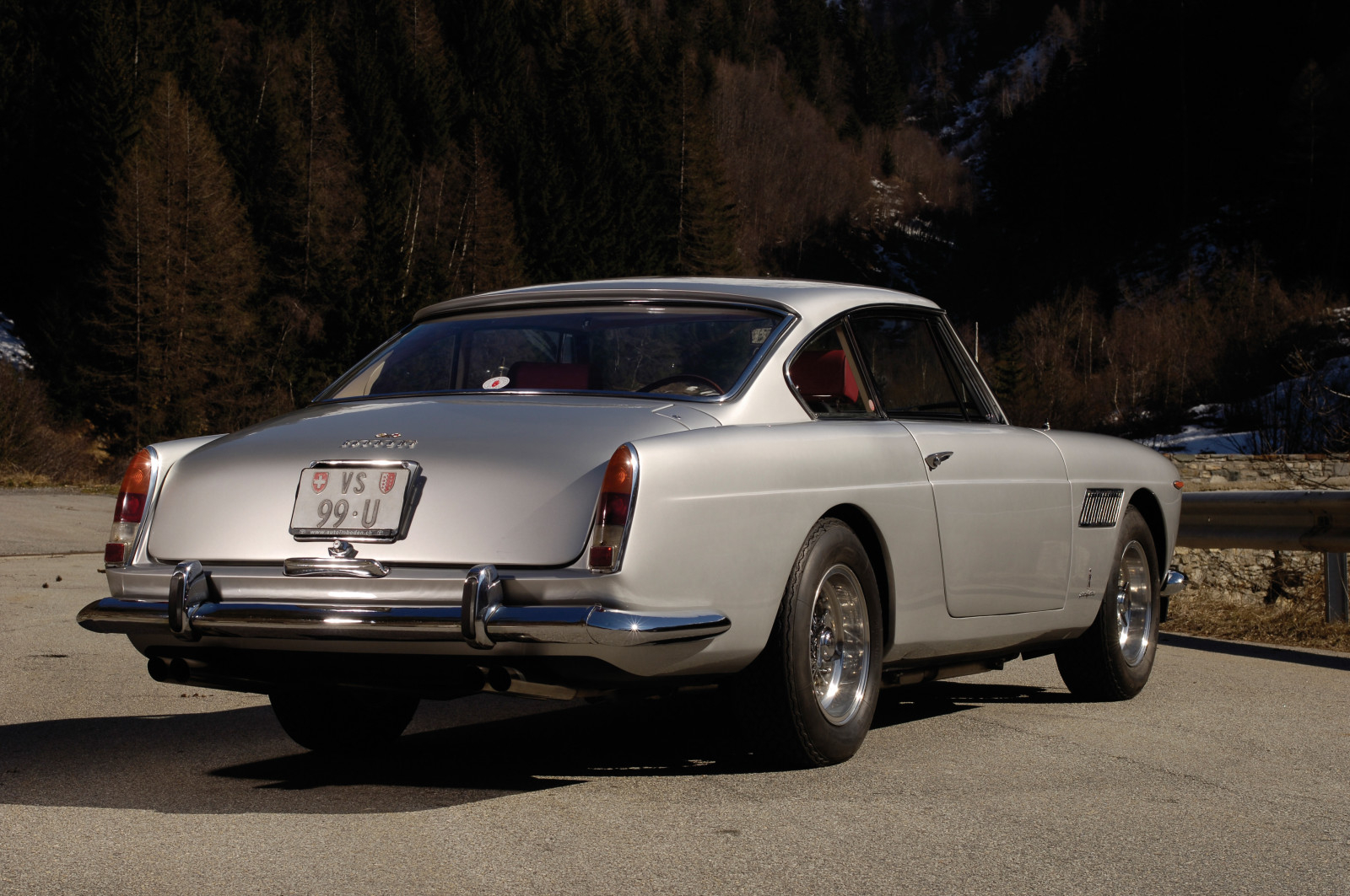 Ferrari 250 GTE 22 Ferrari 250 GTE 22