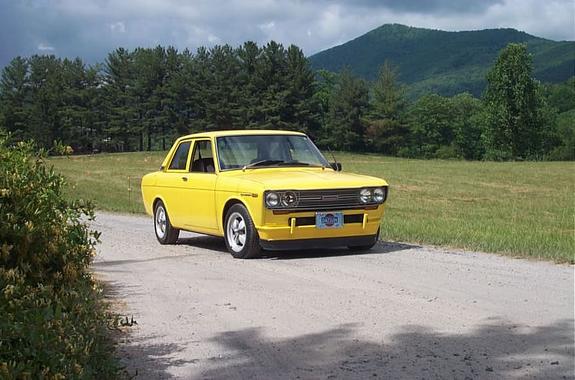 Datsun 510 2-dr Sedan