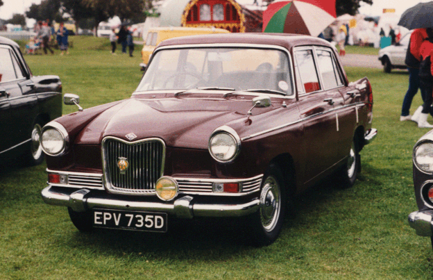 Riley 472