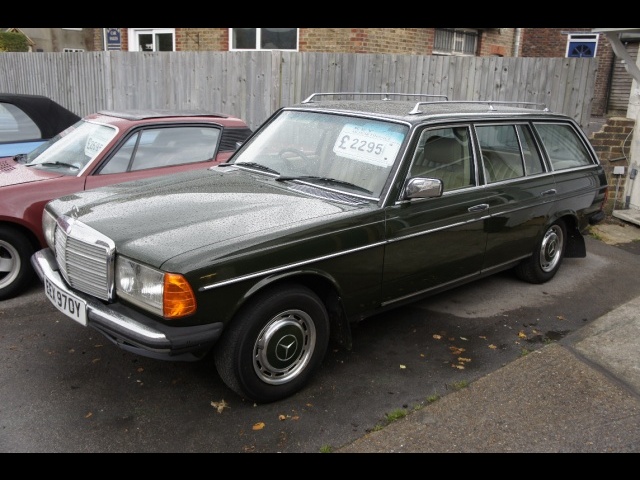 Mercedes-Benz 200 T Mercedes-Benz 200 T