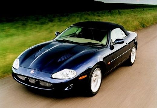 Jaguar Xk8 Cabrioletpicture 12 Reviews News Specs Buy Car 7584