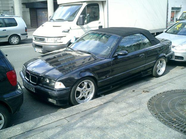 BMW 325i Cabriolet