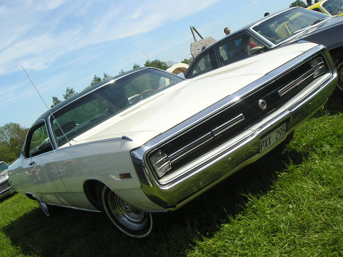 Chrysler Windsor De Luxe Newport 2dr HT Chrysler Windsor De Luxe Newport 2dr HT