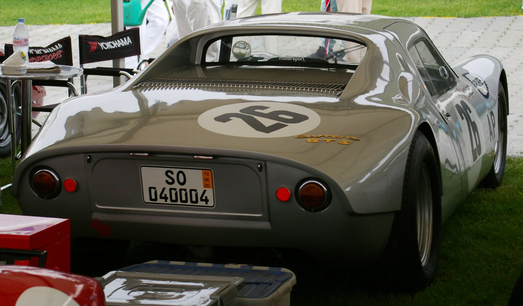 Porsche 904