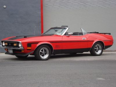 Ford Mustang Mach 1 conv