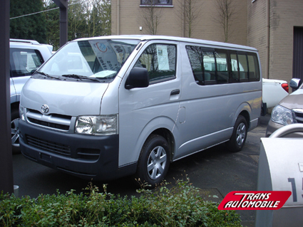 Toyota Hiace Minibus