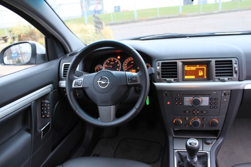 Opel Vectra 16i GL