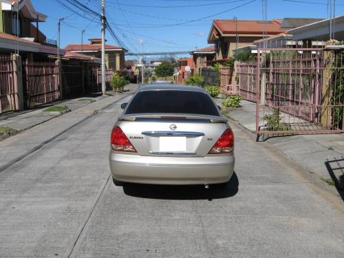 Nissan Almera SG