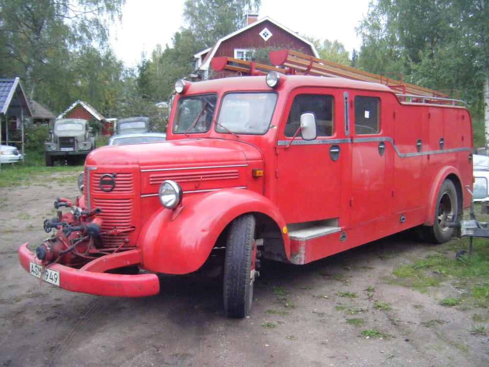 Volvo LV127