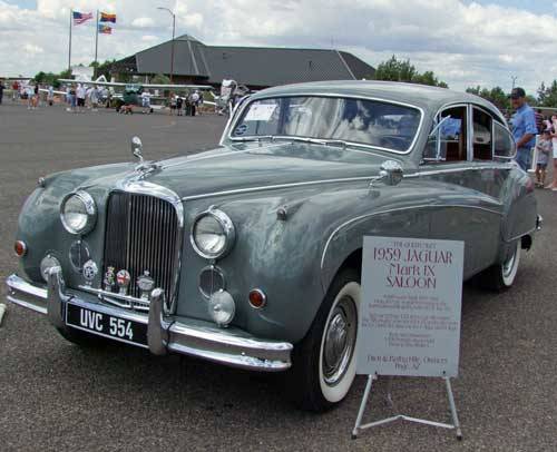 Jaguar Mark IX Saloon