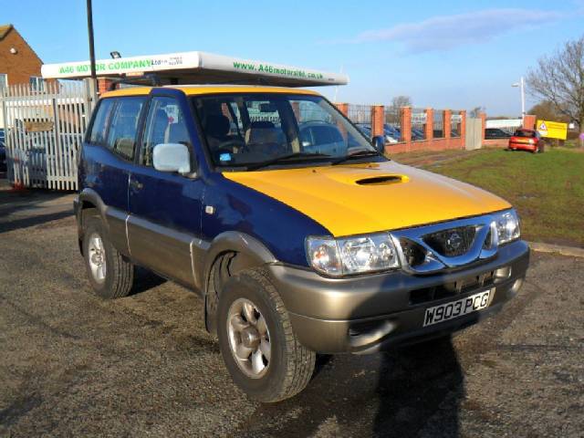 Nissan Terrano II 24i SE