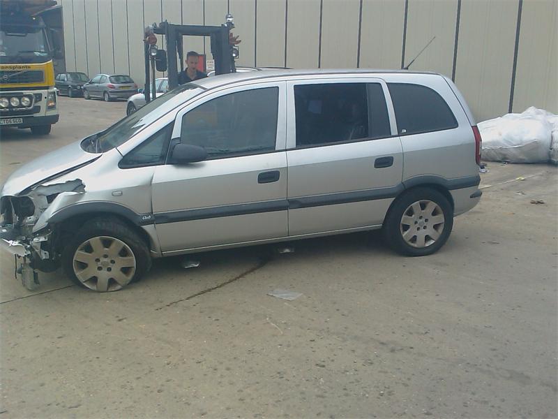 Vauxhall Zafira Club DTi