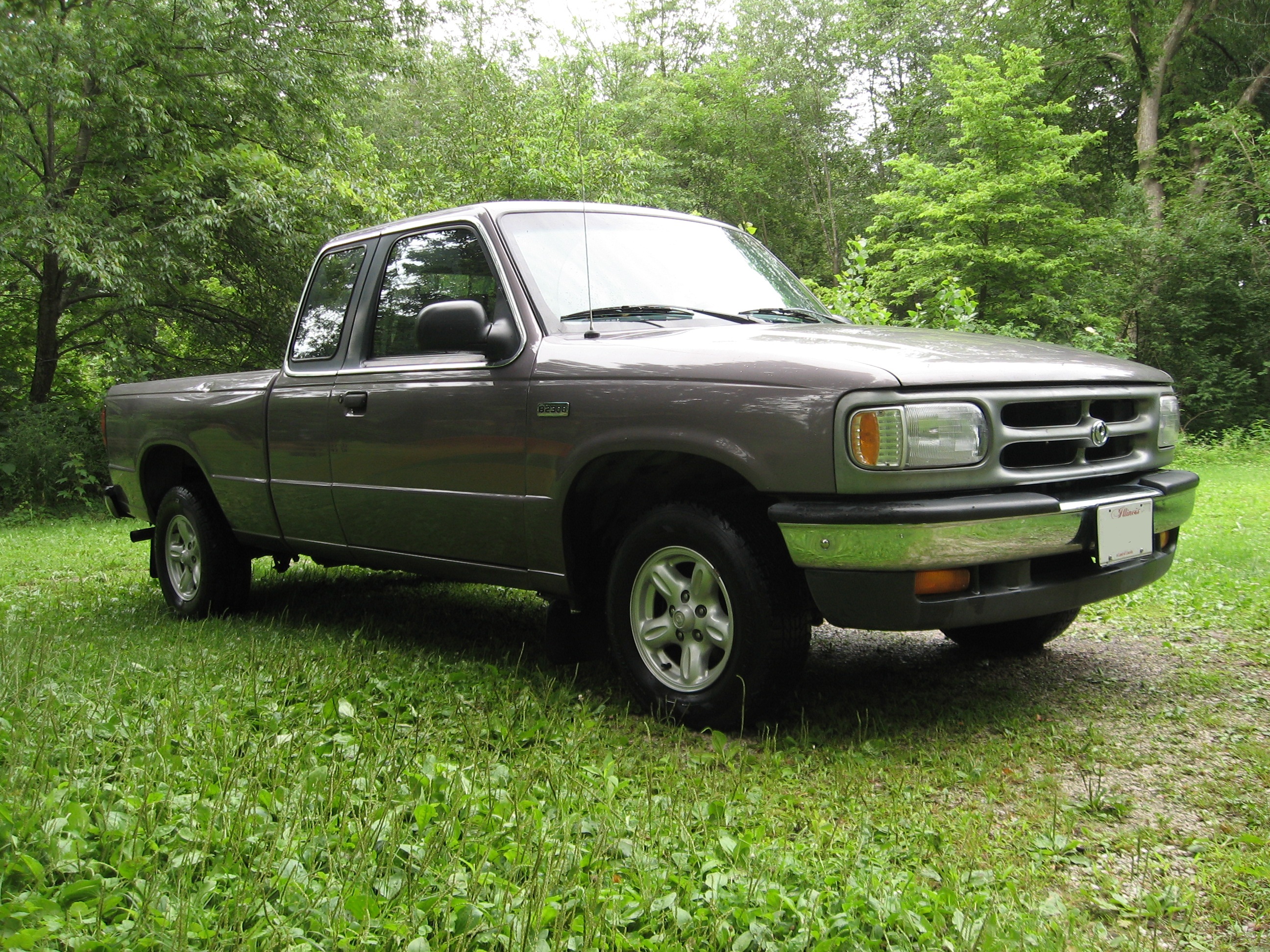 Mazda B2300 Ext Cab