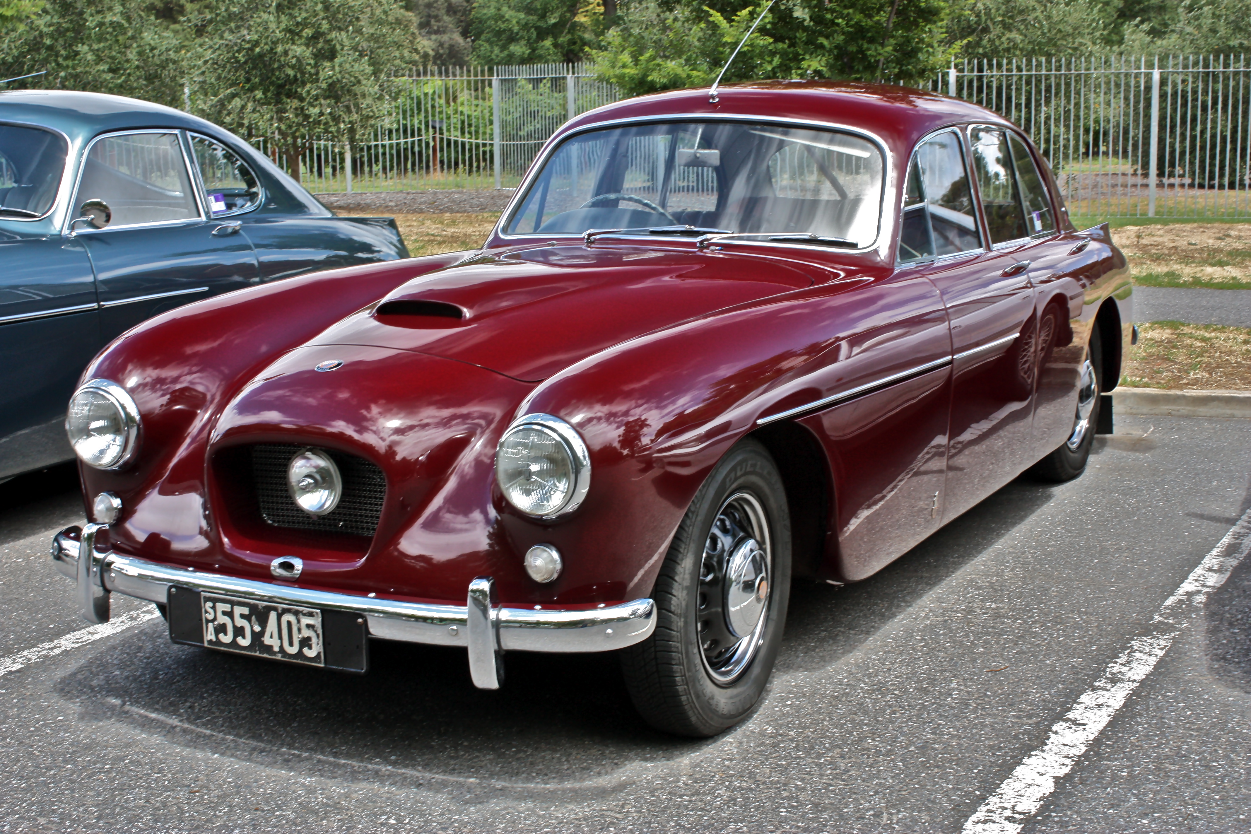 Bristol 405