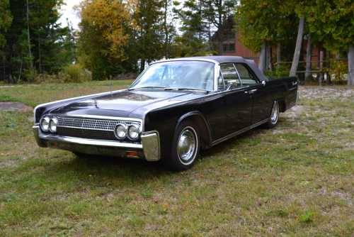 Lincoln Continental 4dr