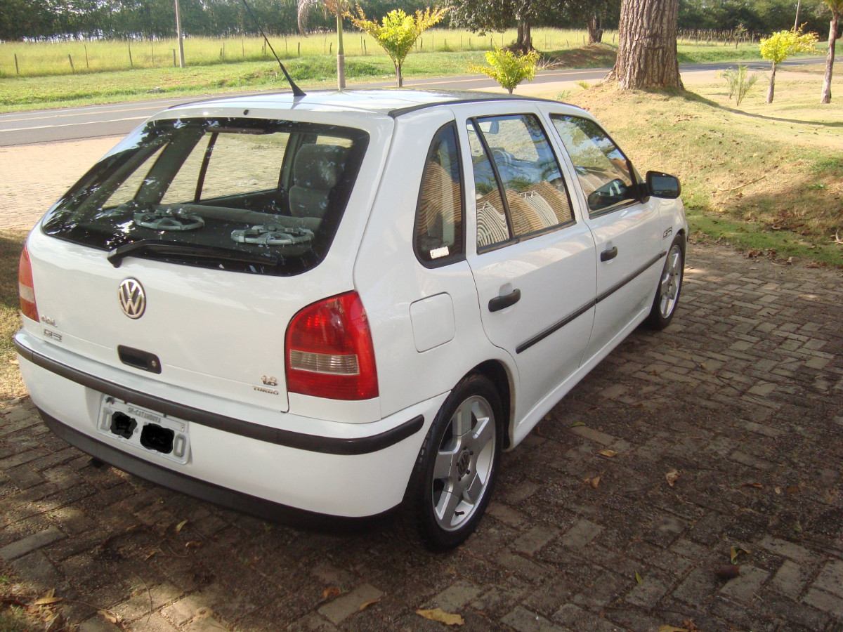 Volkswagen Gol 18 Turbo