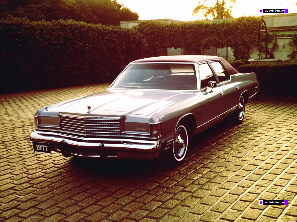 Dodge Royal Monaco Brougham limousine