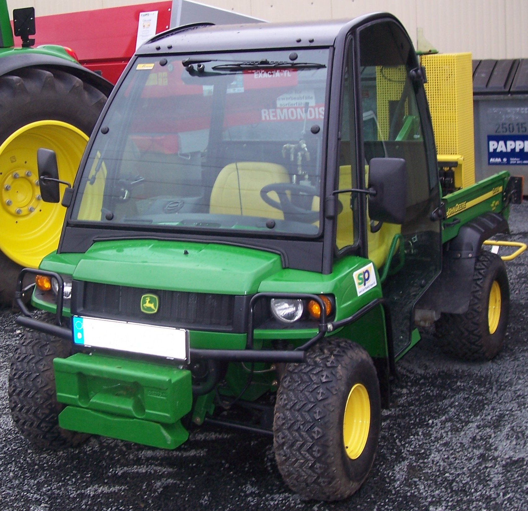 John Deere Gator