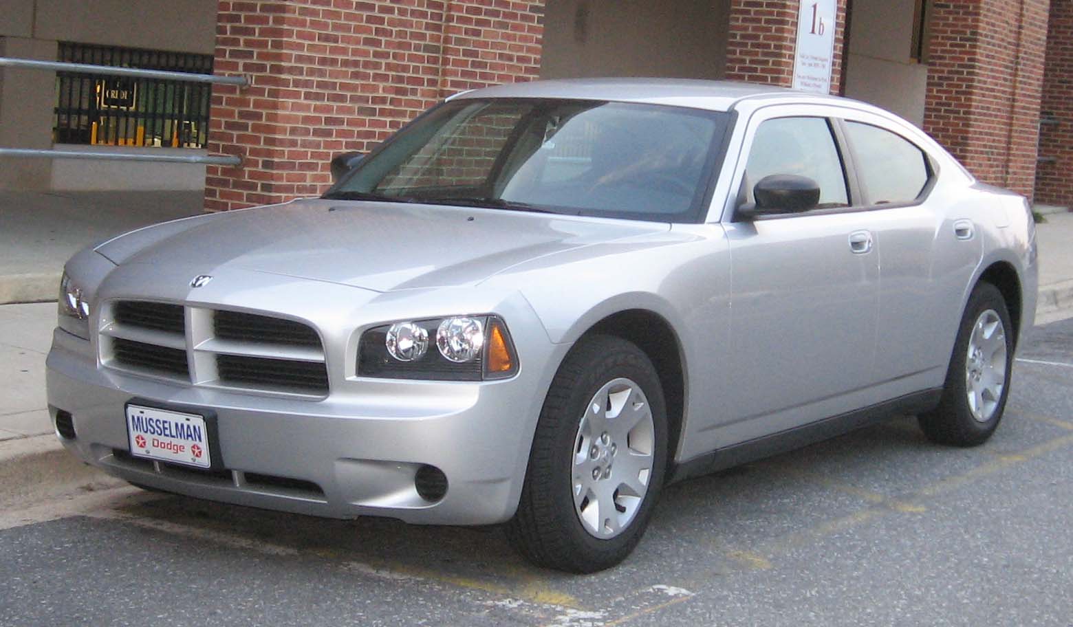 Dodge Charger SE