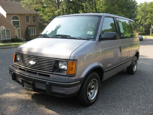 Chevrolet Astro LT 43