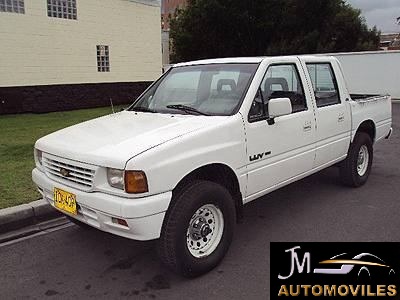 Chevrolet Luv 2300 DLX Space Cab