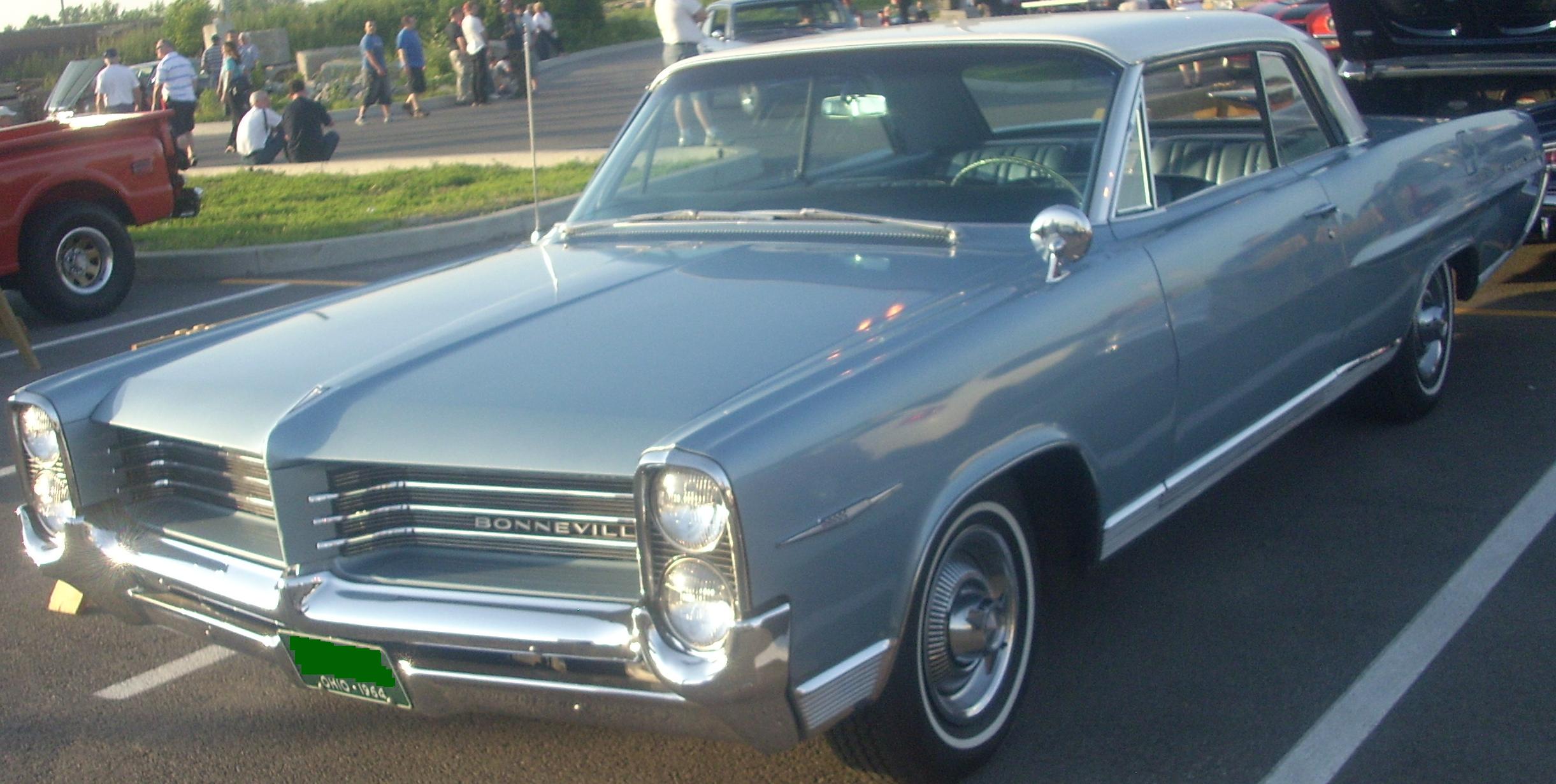 Pontiac Bonneville coupe