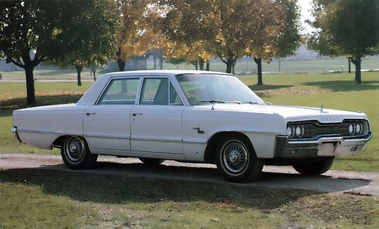 Dodge Monaco 4dr