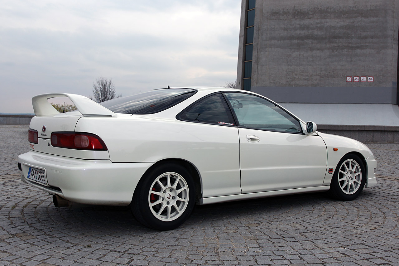 Honda Integra 18