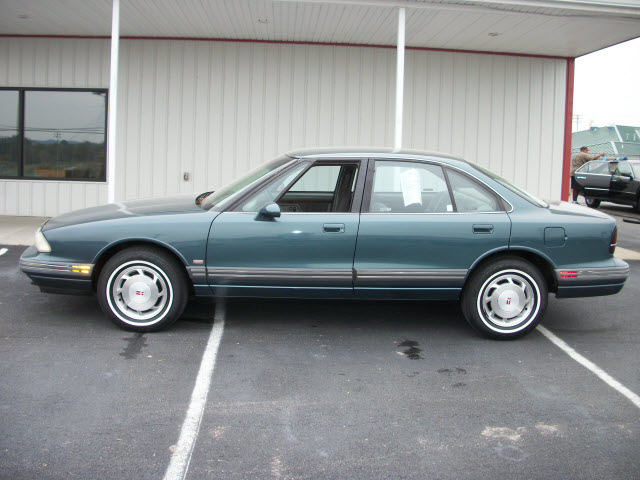 Oldsmobile Eighty Eight Royale