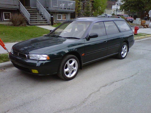 Subaru Legacy LX