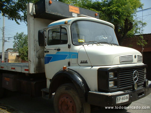 Mercedes-Benz 2216