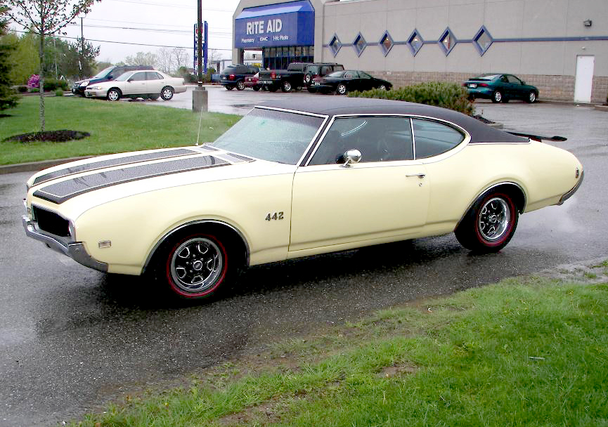 Oldsmobile 442 2 Door Hardtop