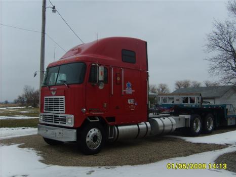 International 9800 Eagle