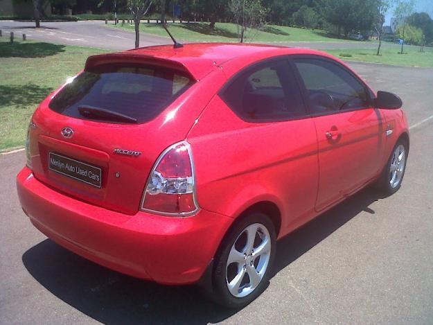 Hyundai Accent 16 GLS Hyundai Accent 16 GLS
