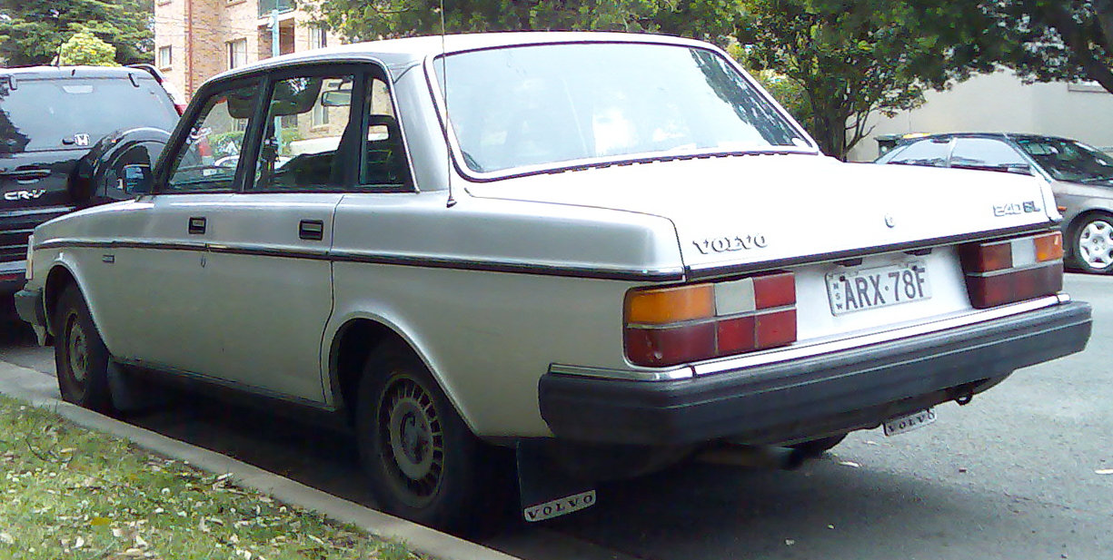 Volvo 240GL