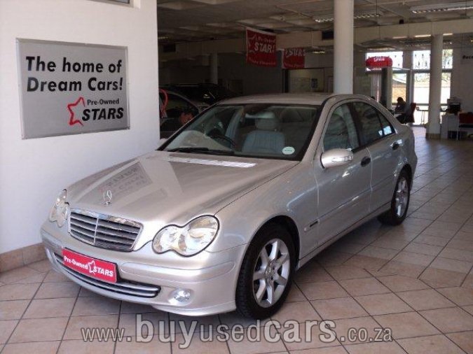 Mercedes-Benz C 180K Classic Sedan