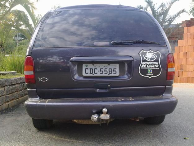 Chrysler Caravan LE 33 Chrysler Caravan LE 33