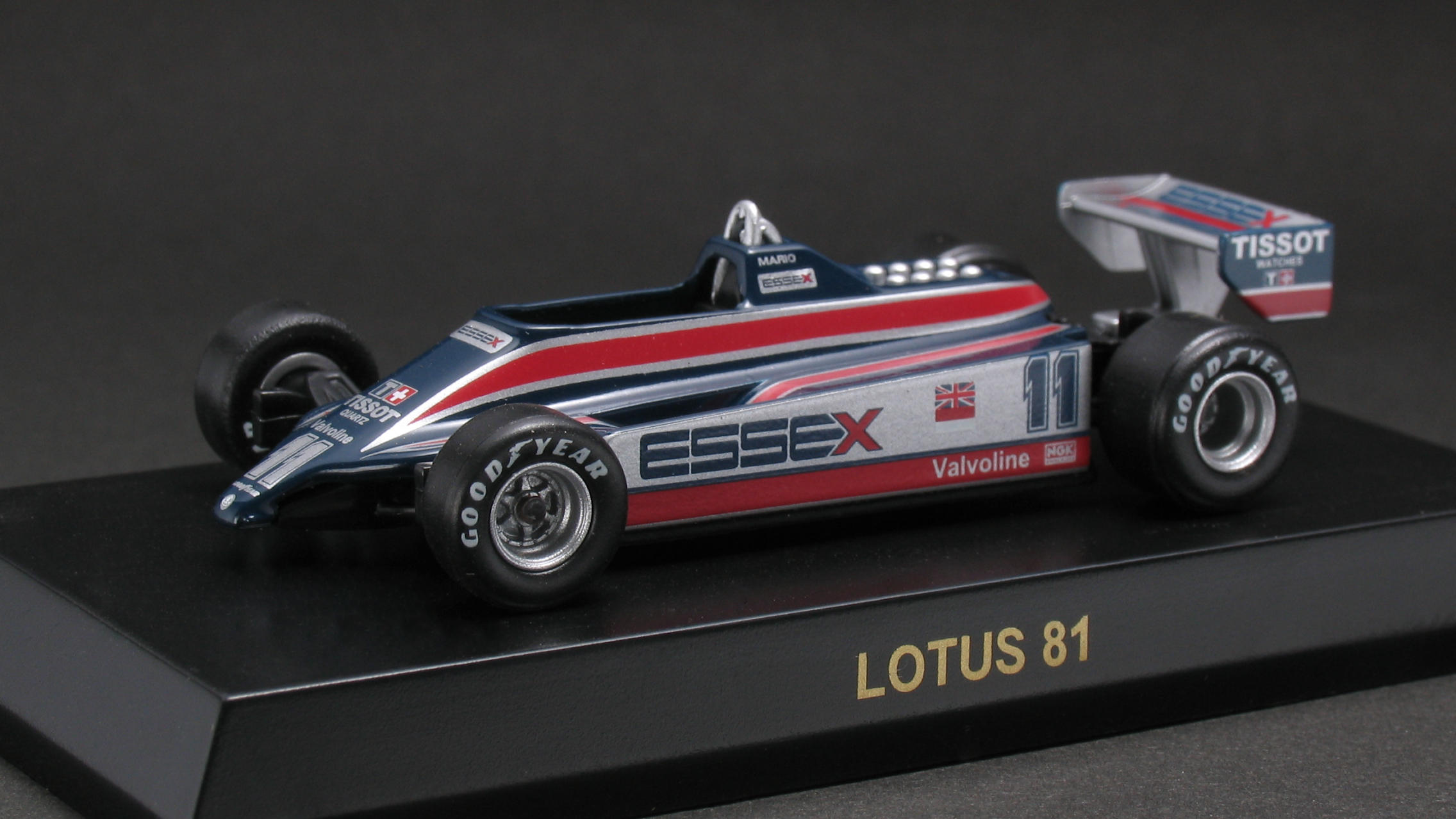 Lotus 81